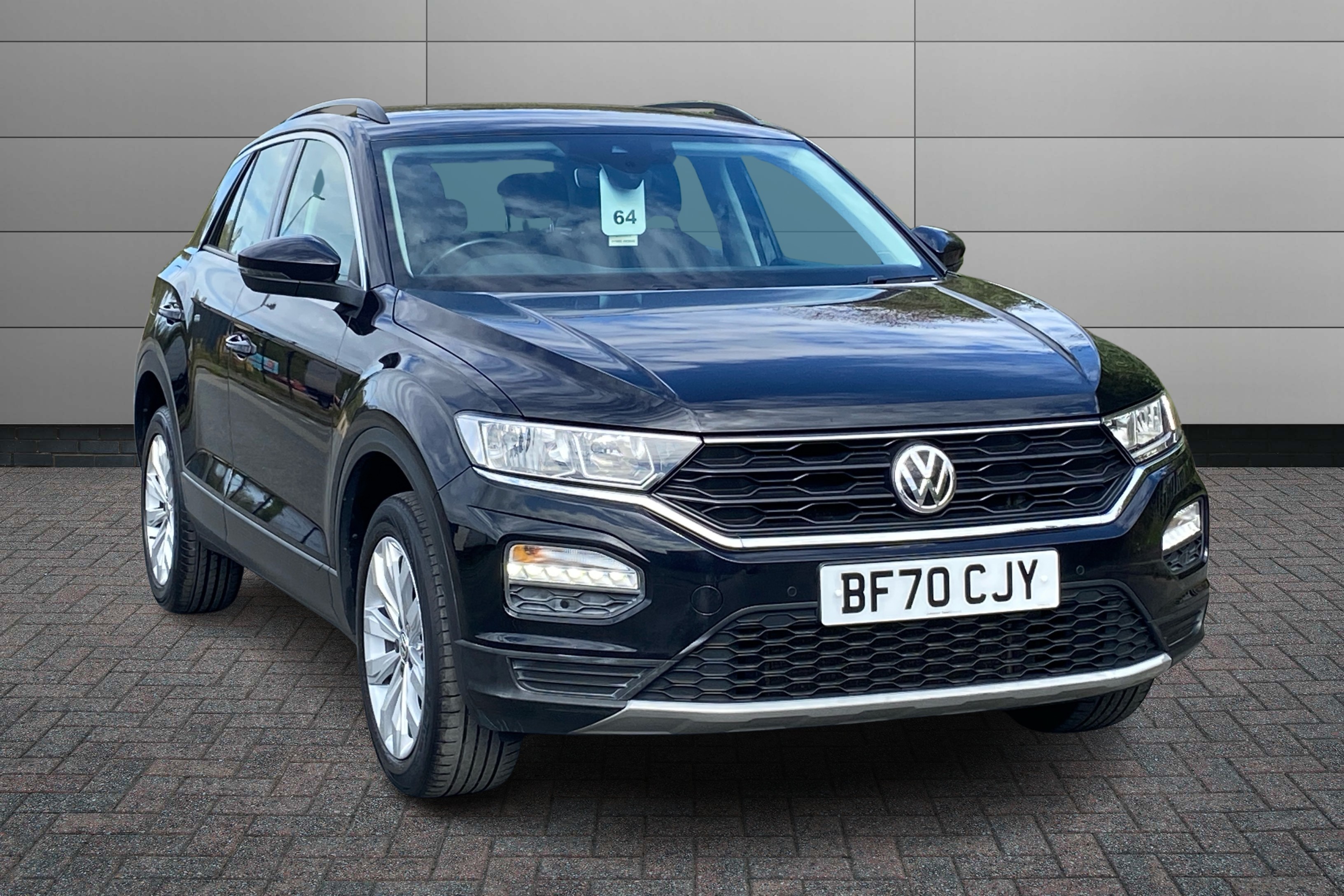 Main listing image - Volkswagen T-Roc