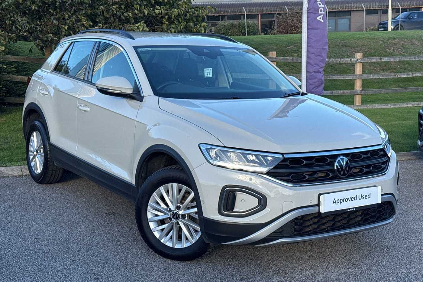 Main listing image - Volkswagen T-Roc