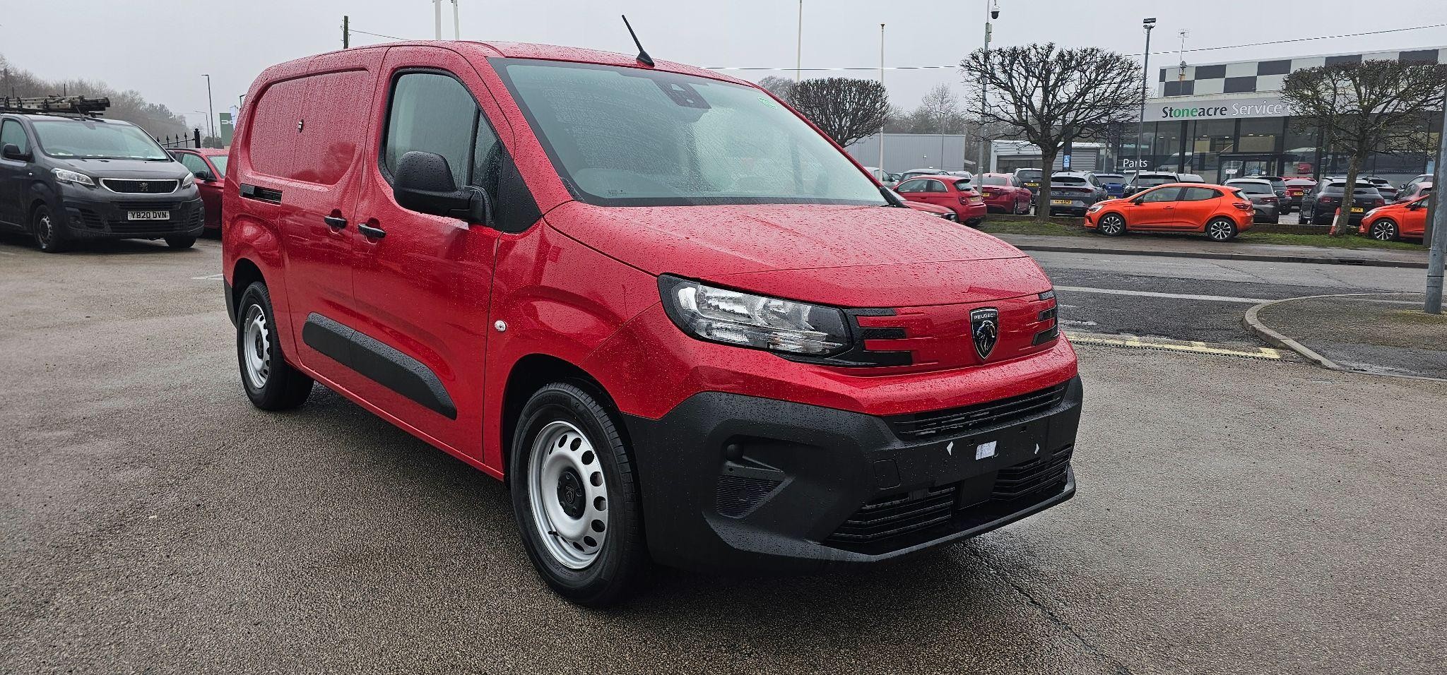 Main listing image - Peugeot e-Partner
