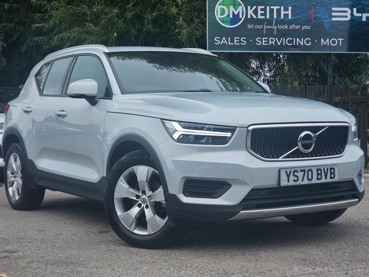 Main listing image - Volvo XC40