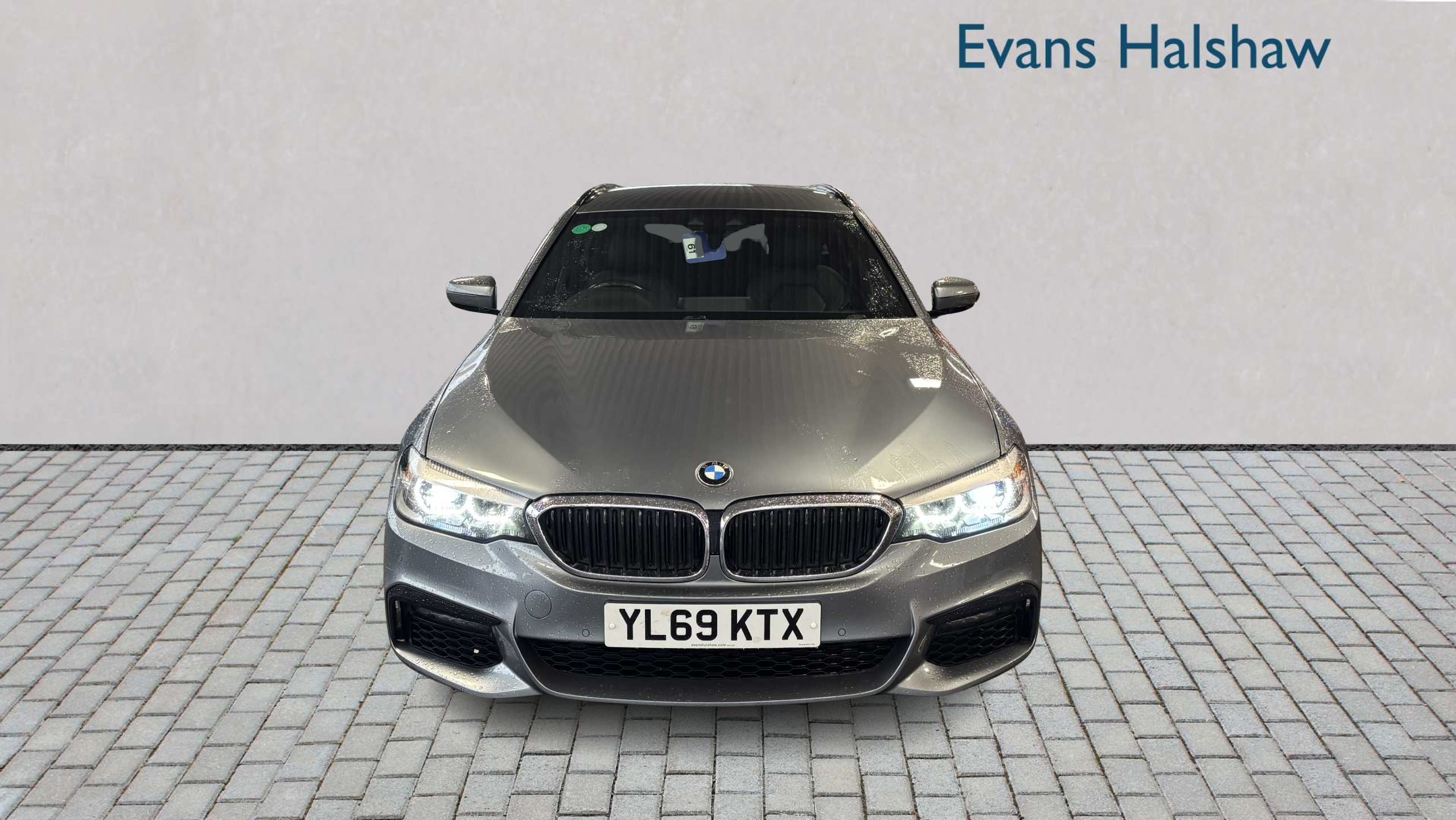 Main listing image - BMW 5 Series Touring
