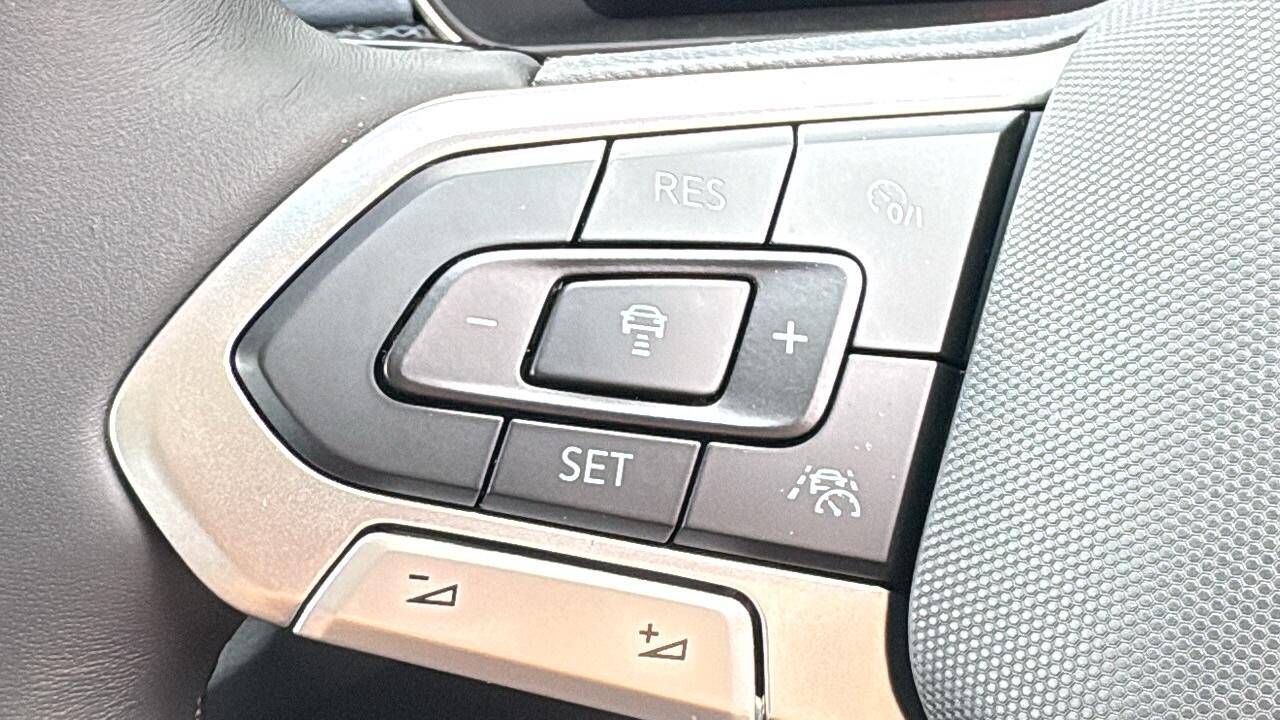 Main listing image - Volkswagen T-Cross