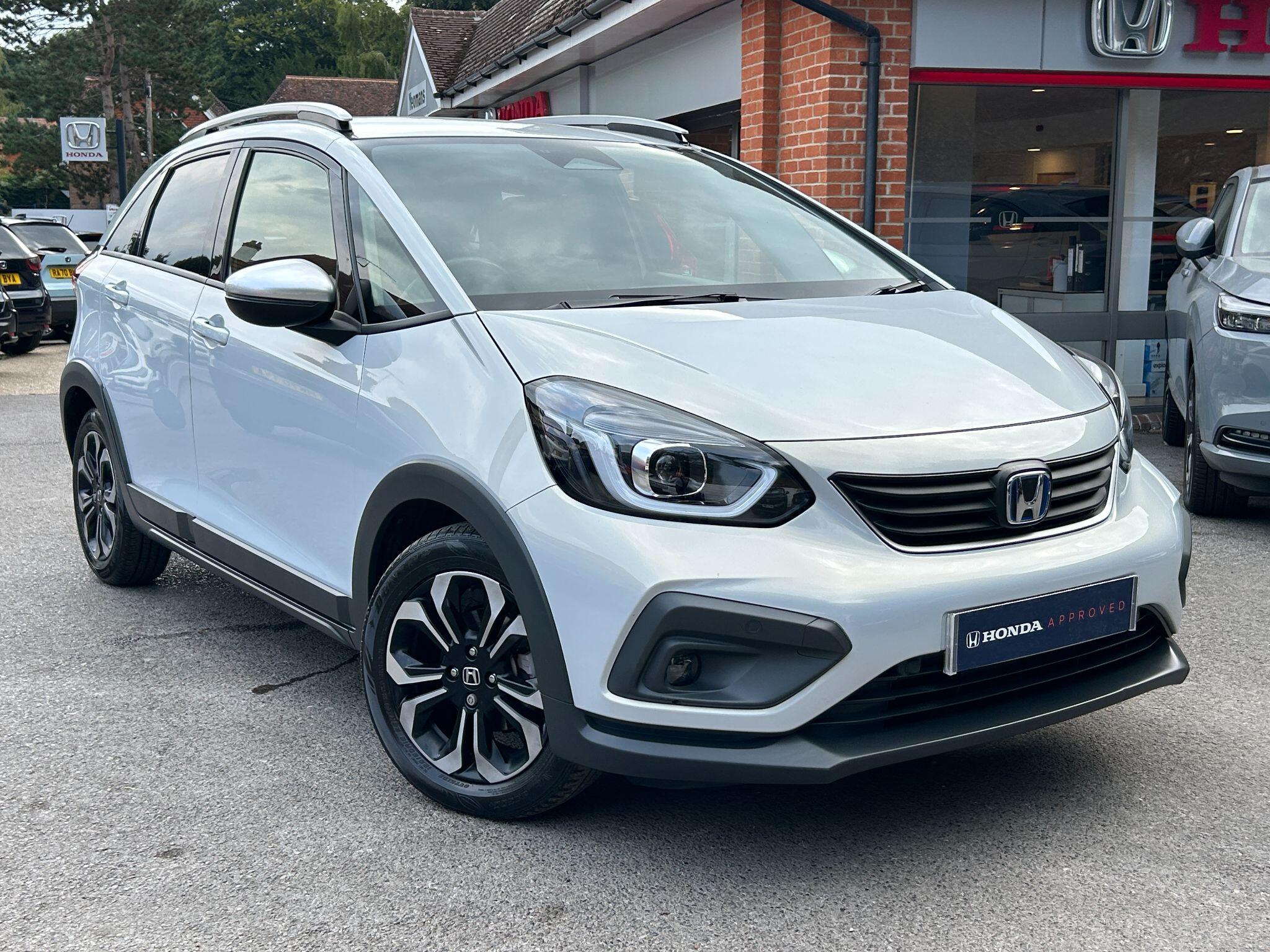 Main listing image - Honda Jazz Crosstar