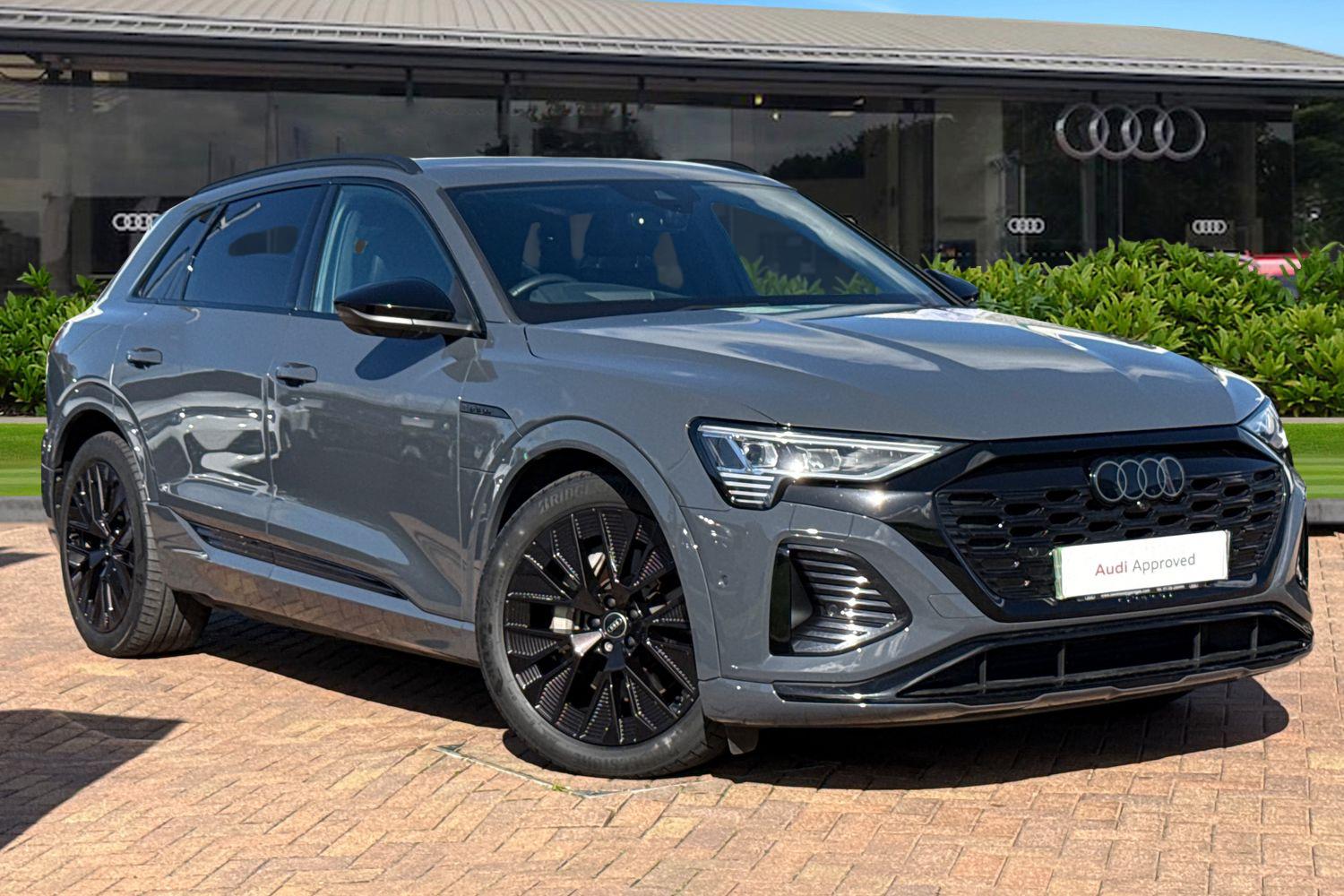 Main listing image - Audi Q8