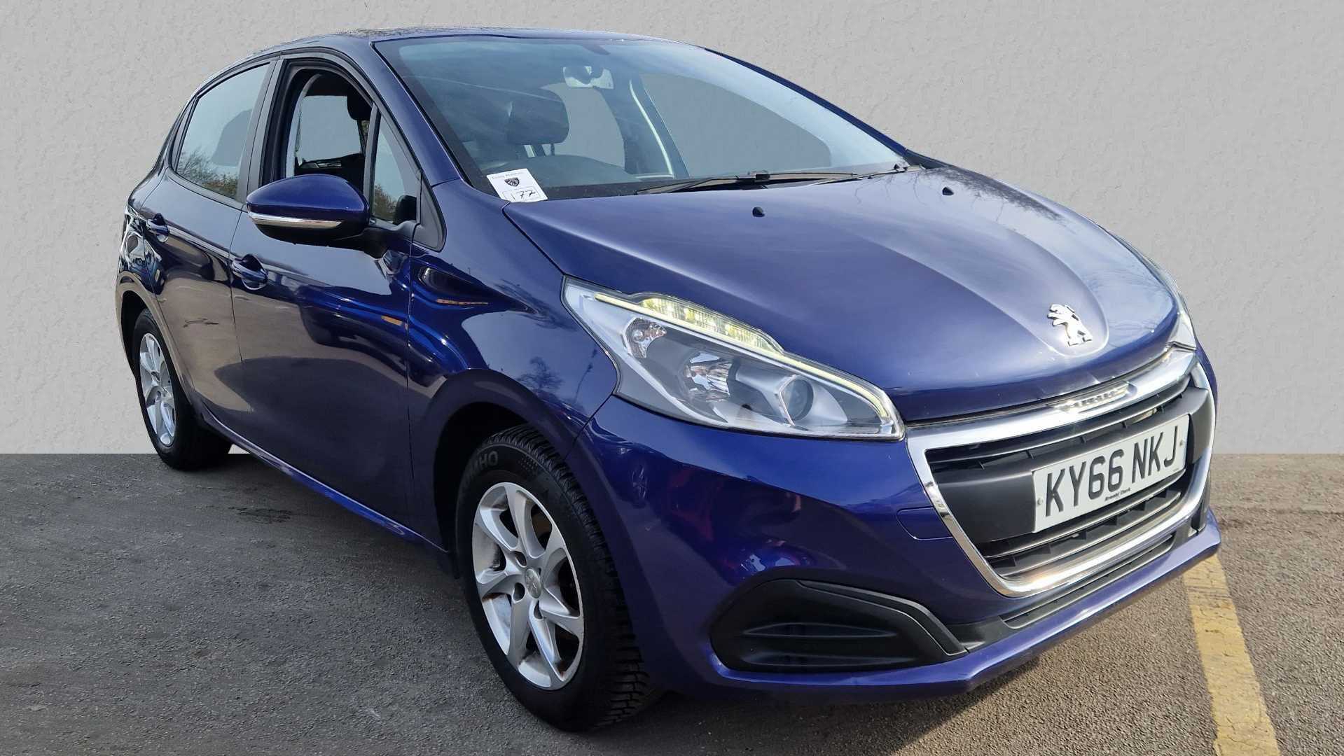 Main listing image - Peugeot 208