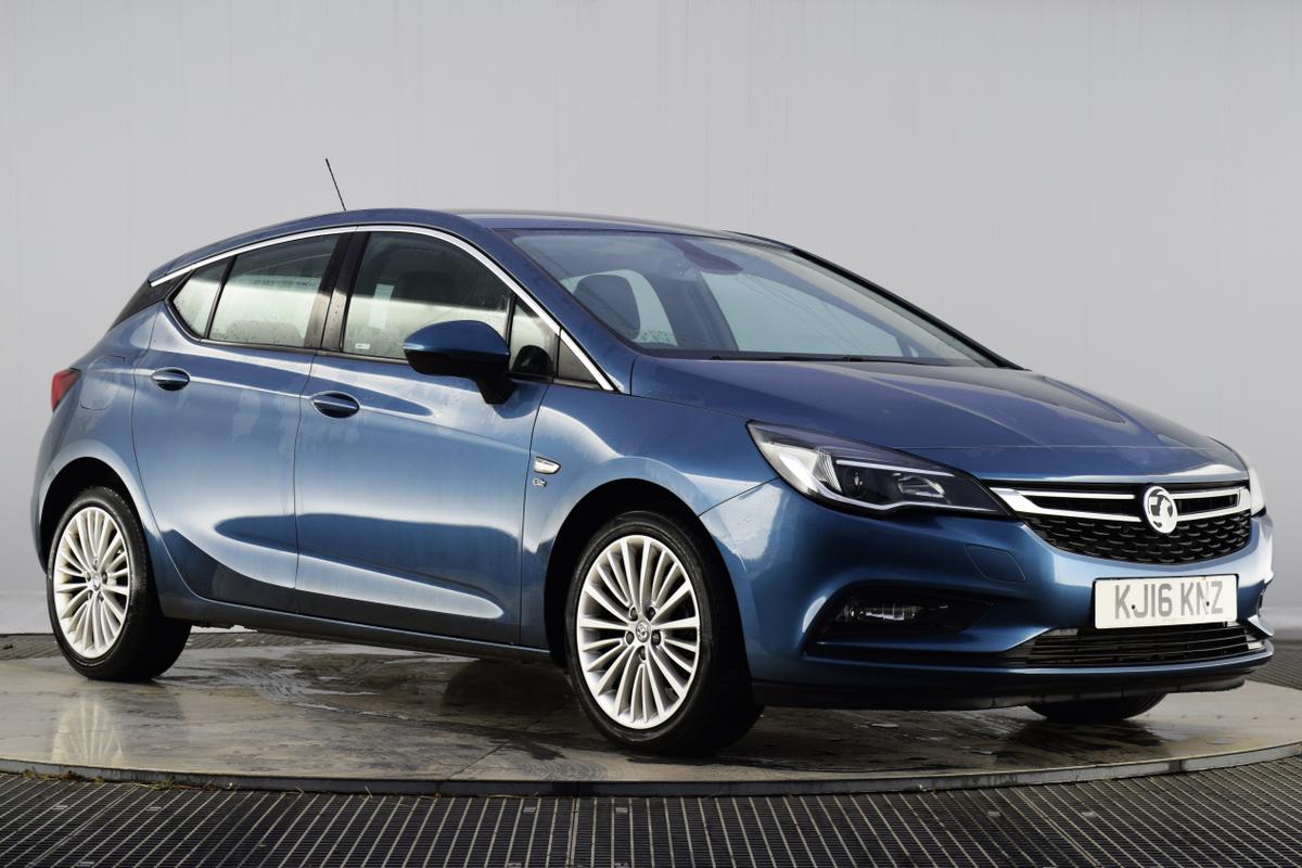 Main listing image - Vauxhall Astra