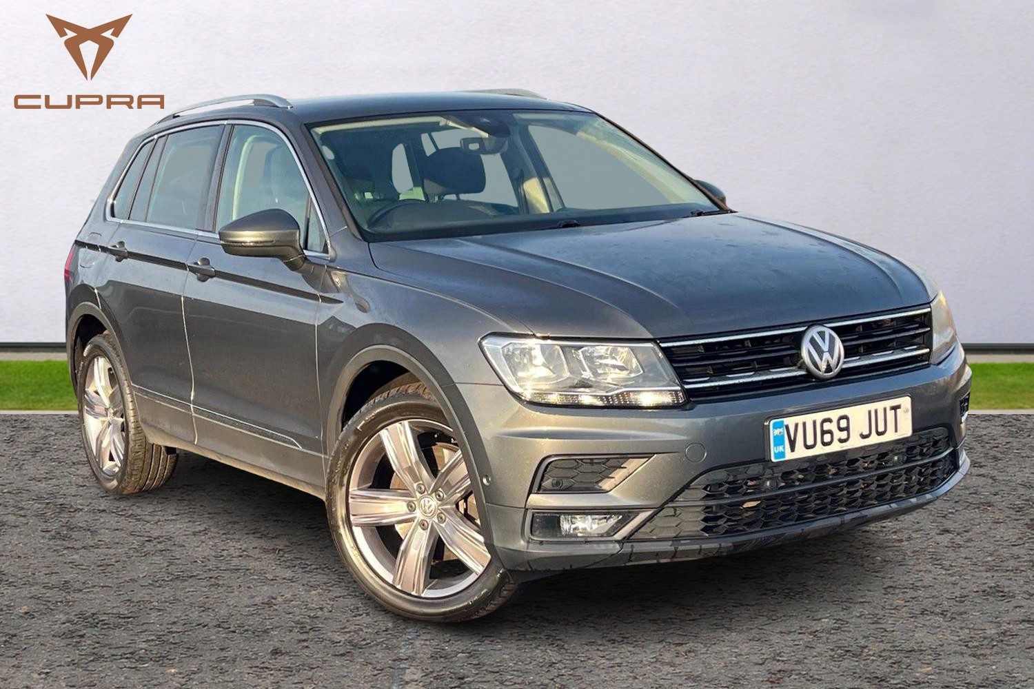 Main listing image - Volkswagen Tiguan
