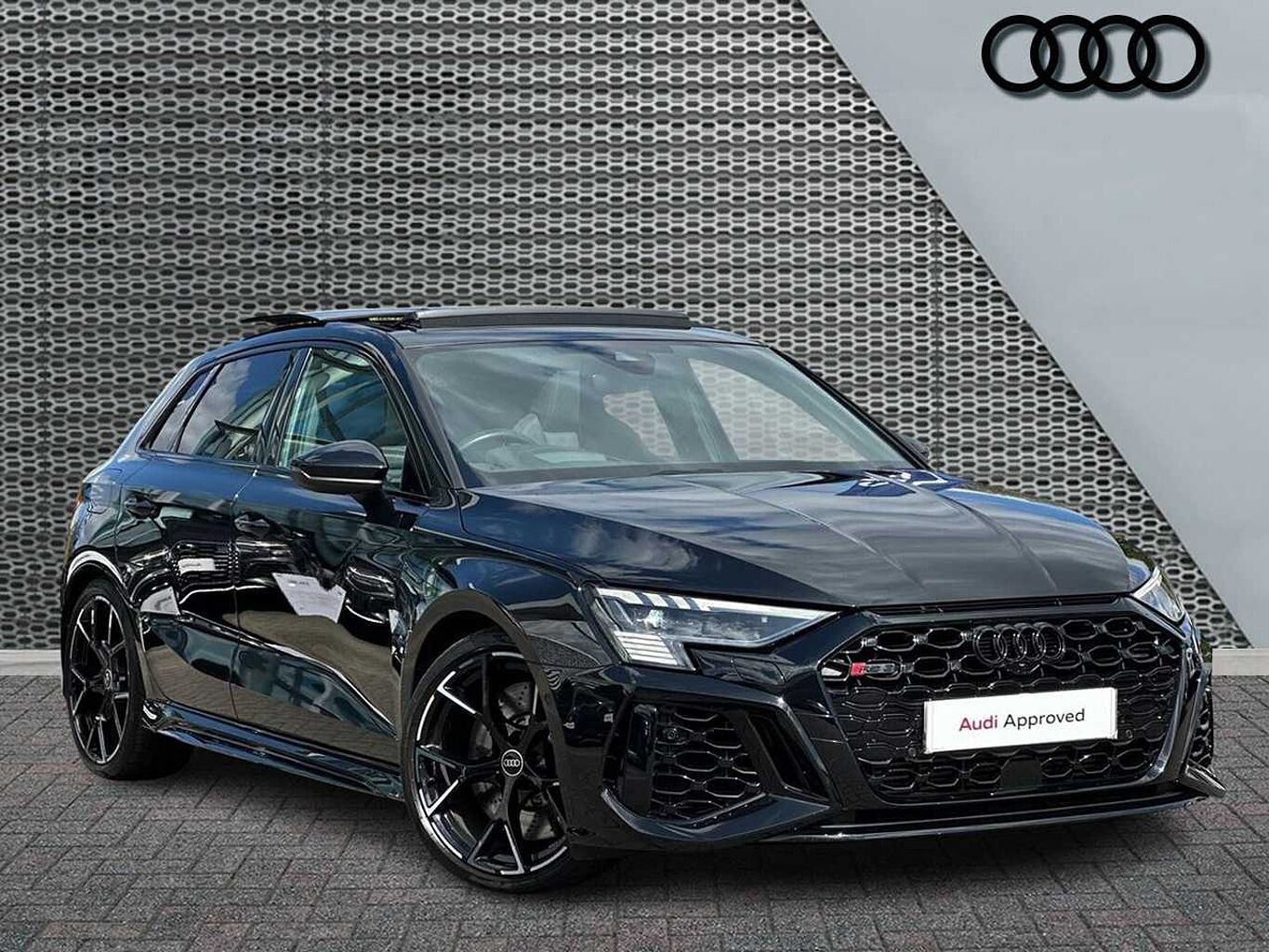 Main listing image - Audi RS3