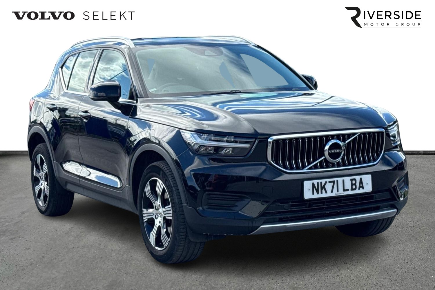 Main listing image - Volvo XC40