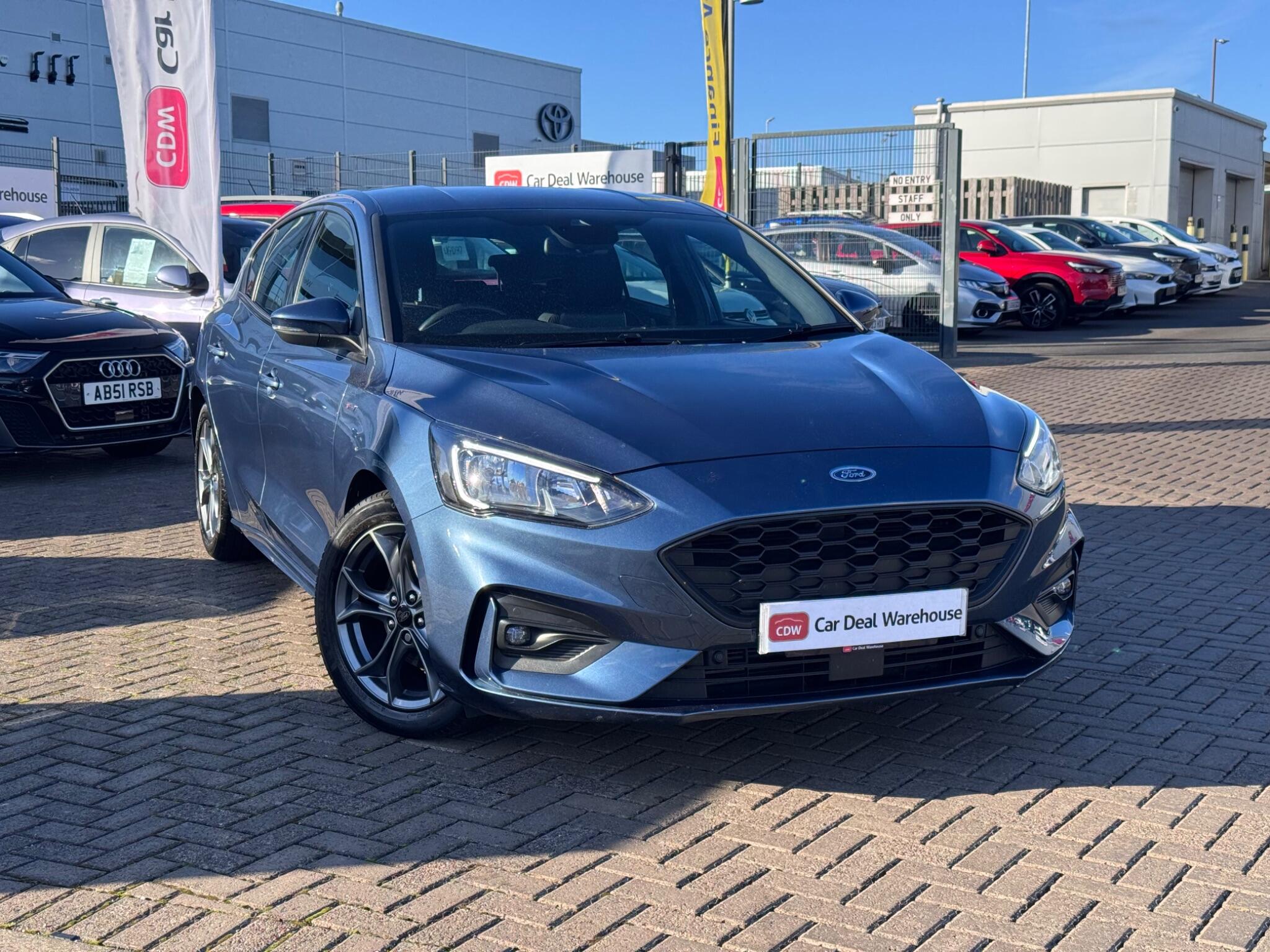 Main listing image - Ford Focus
