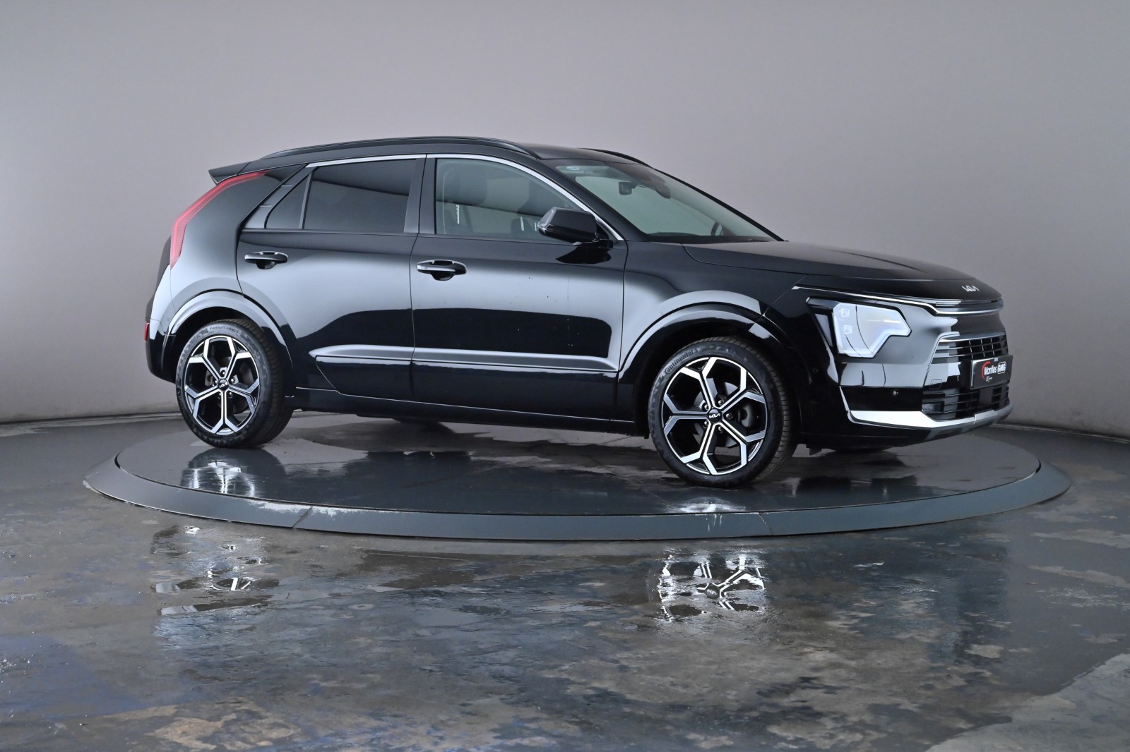 Main listing image - Kia Niro