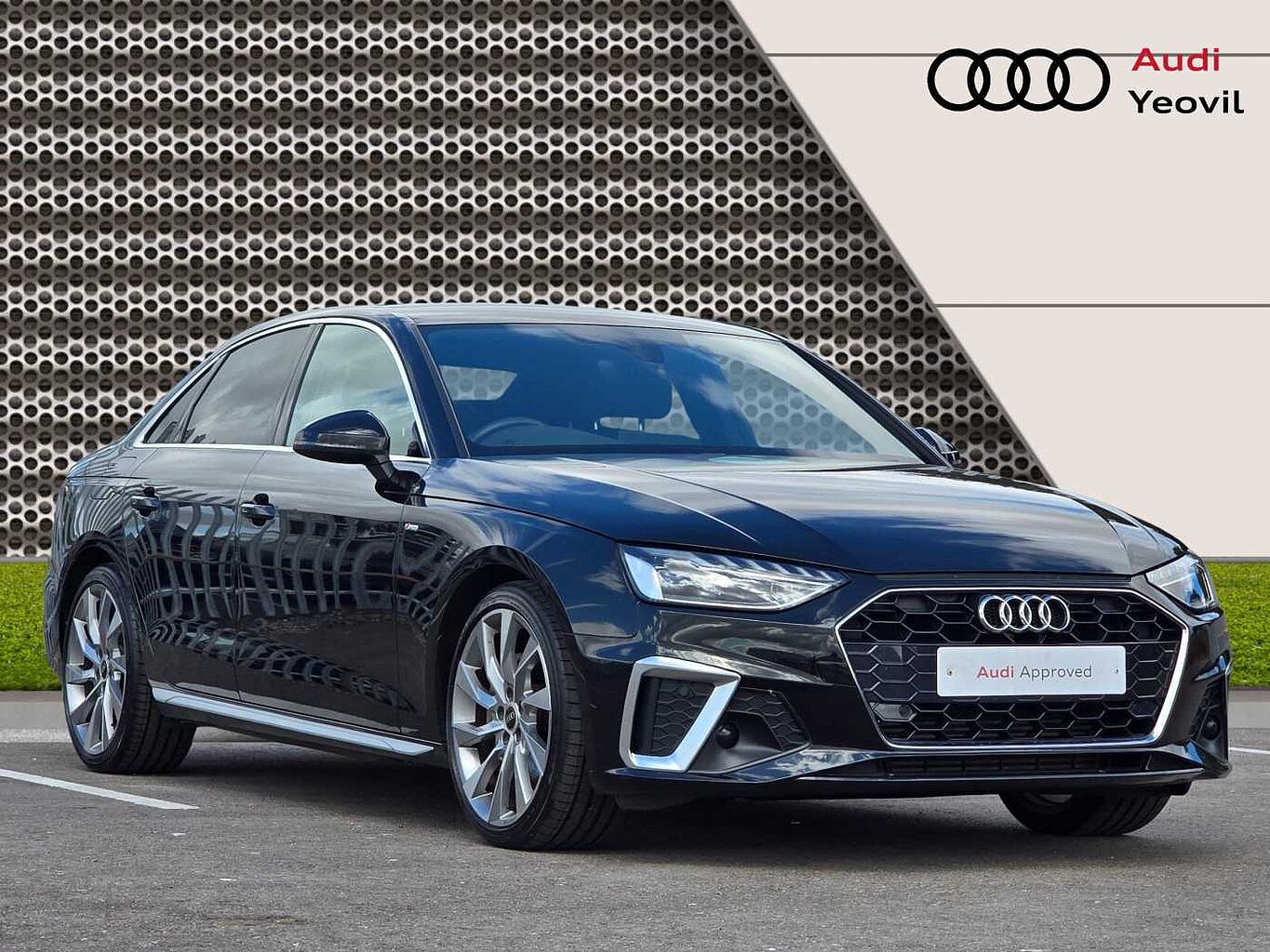 Main listing image - Audi A4