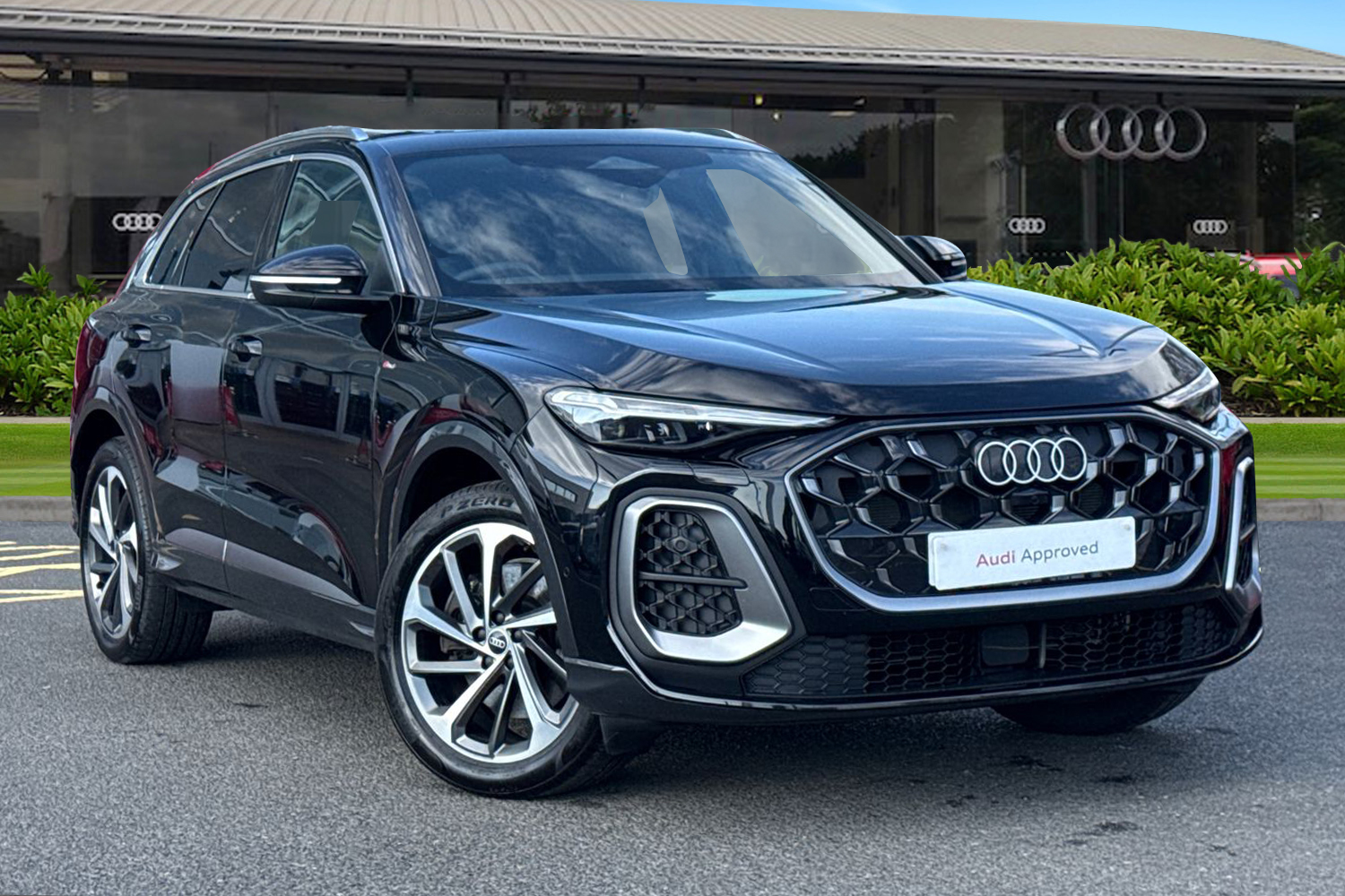 Main listing image - Audi Q5