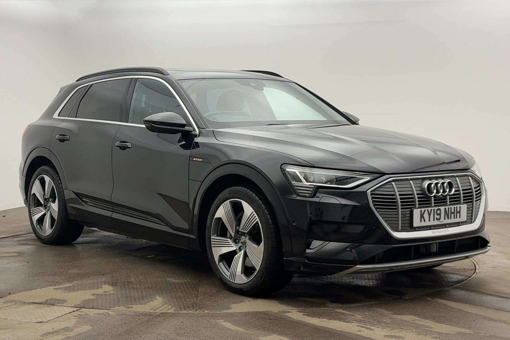 Main listing image - Audi e-tron