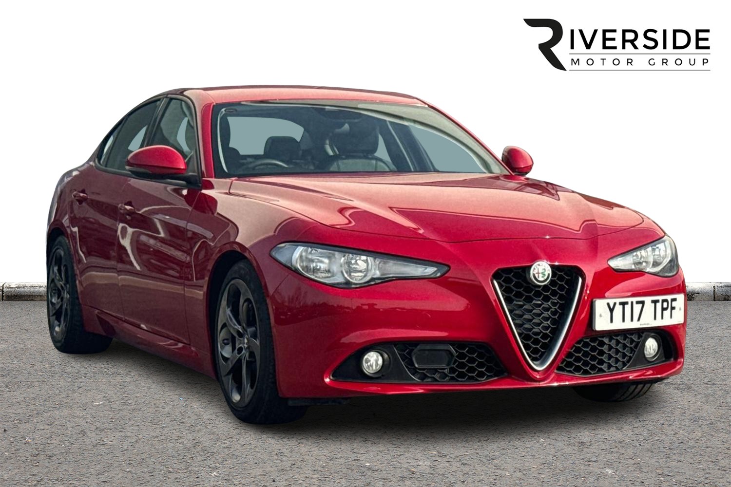 Main listing image - Alfa Romeo Giulia