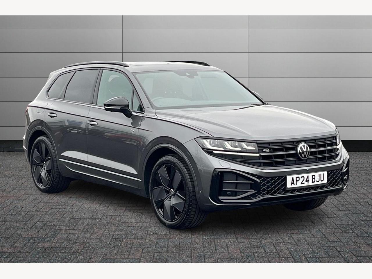 Main listing image - Volkswagen Touareg