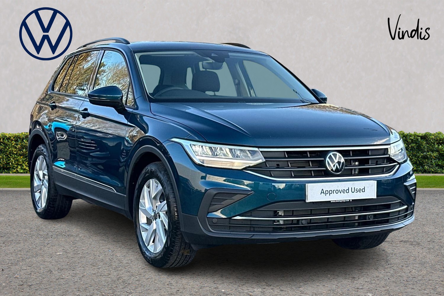 Main listing image - Volkswagen Tiguan