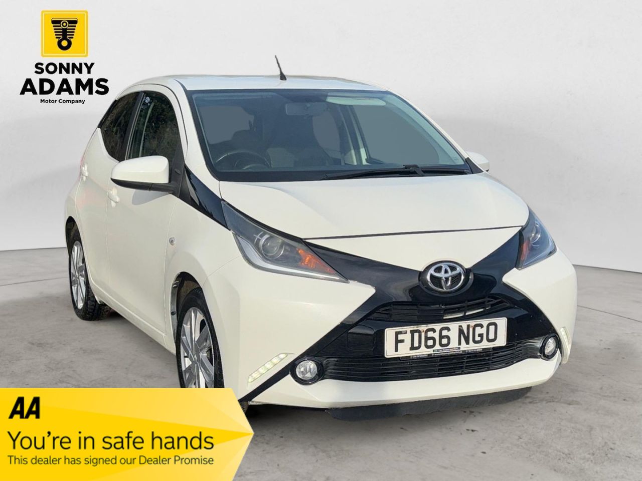 Main listing image - Toyota Aygo