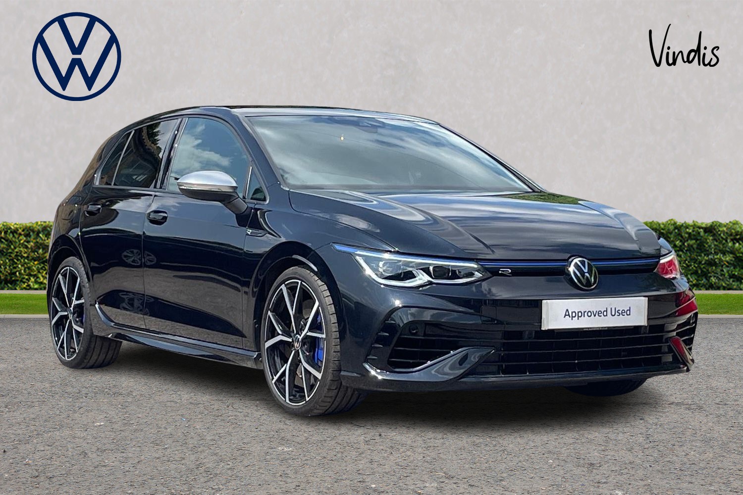 Main listing image - Volkswagen Golf R