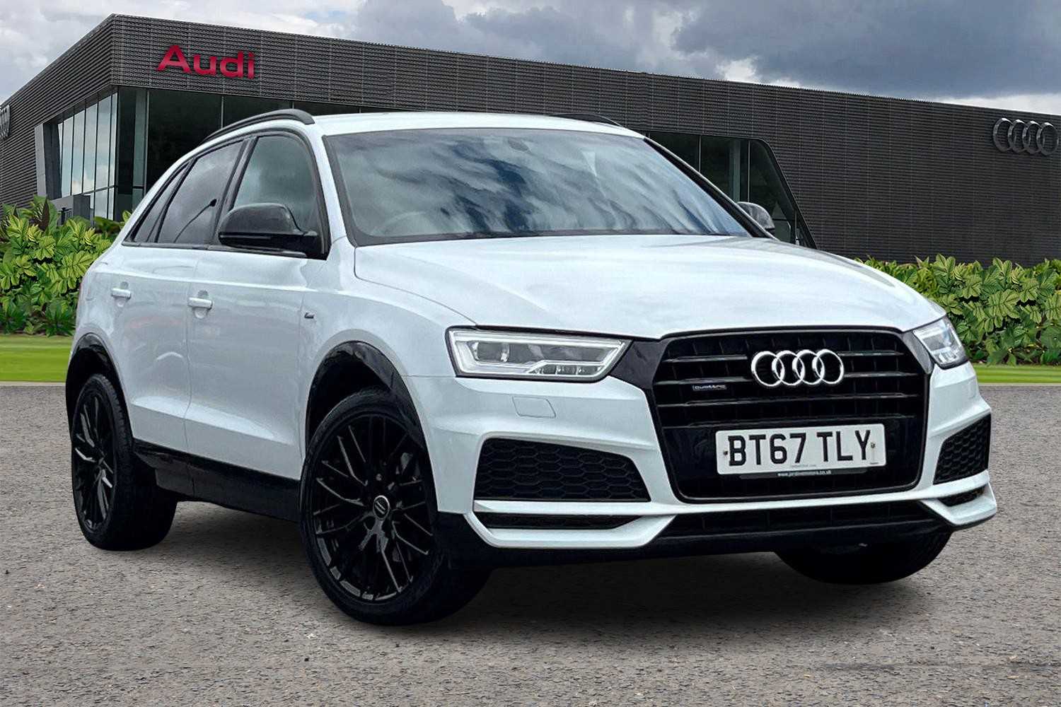 Main listing image - Audi Q3