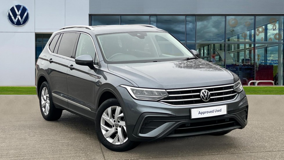 Main listing image - Volkswagen Tiguan Allspace
