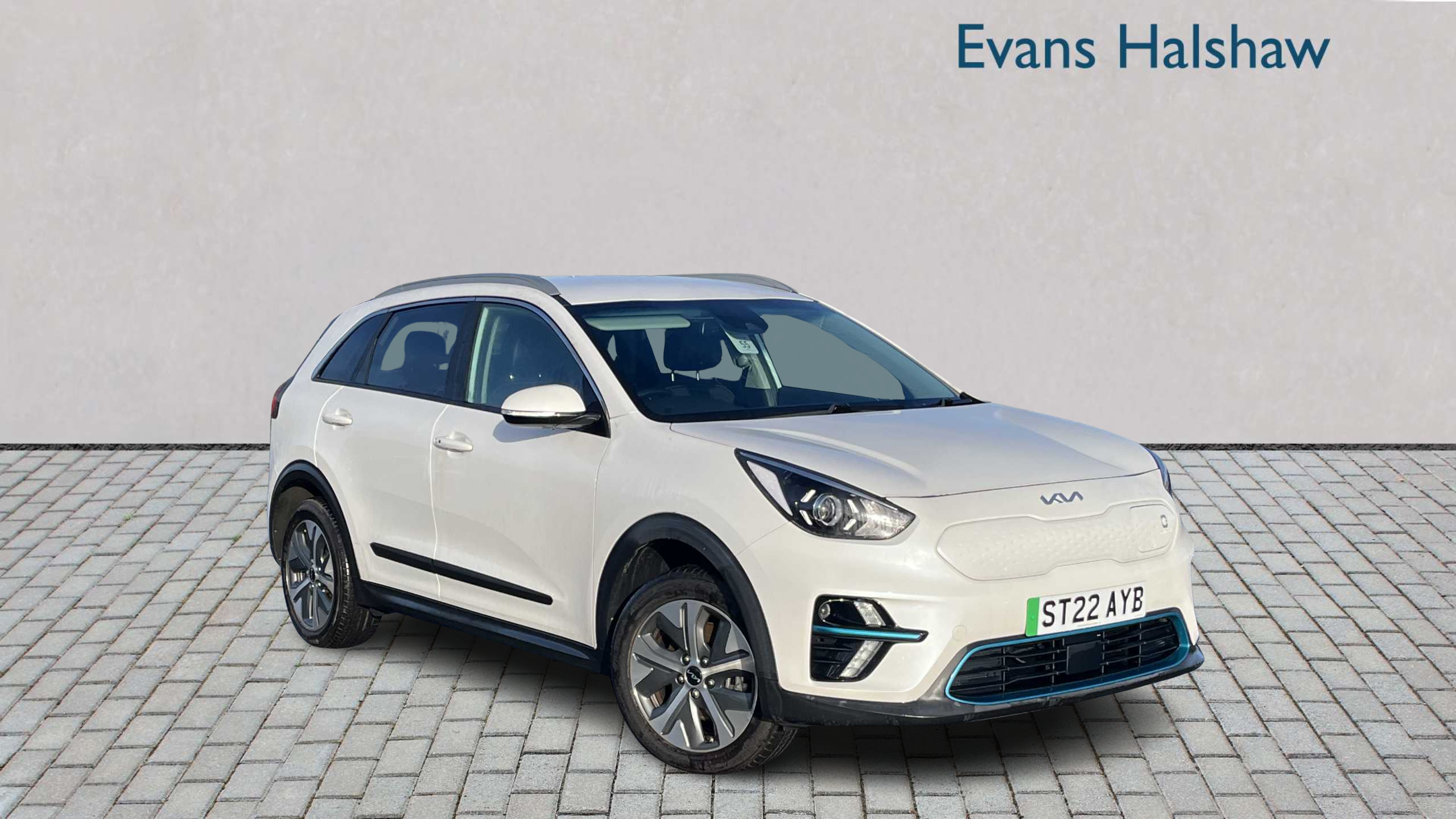 Main listing image - Kia e-Niro