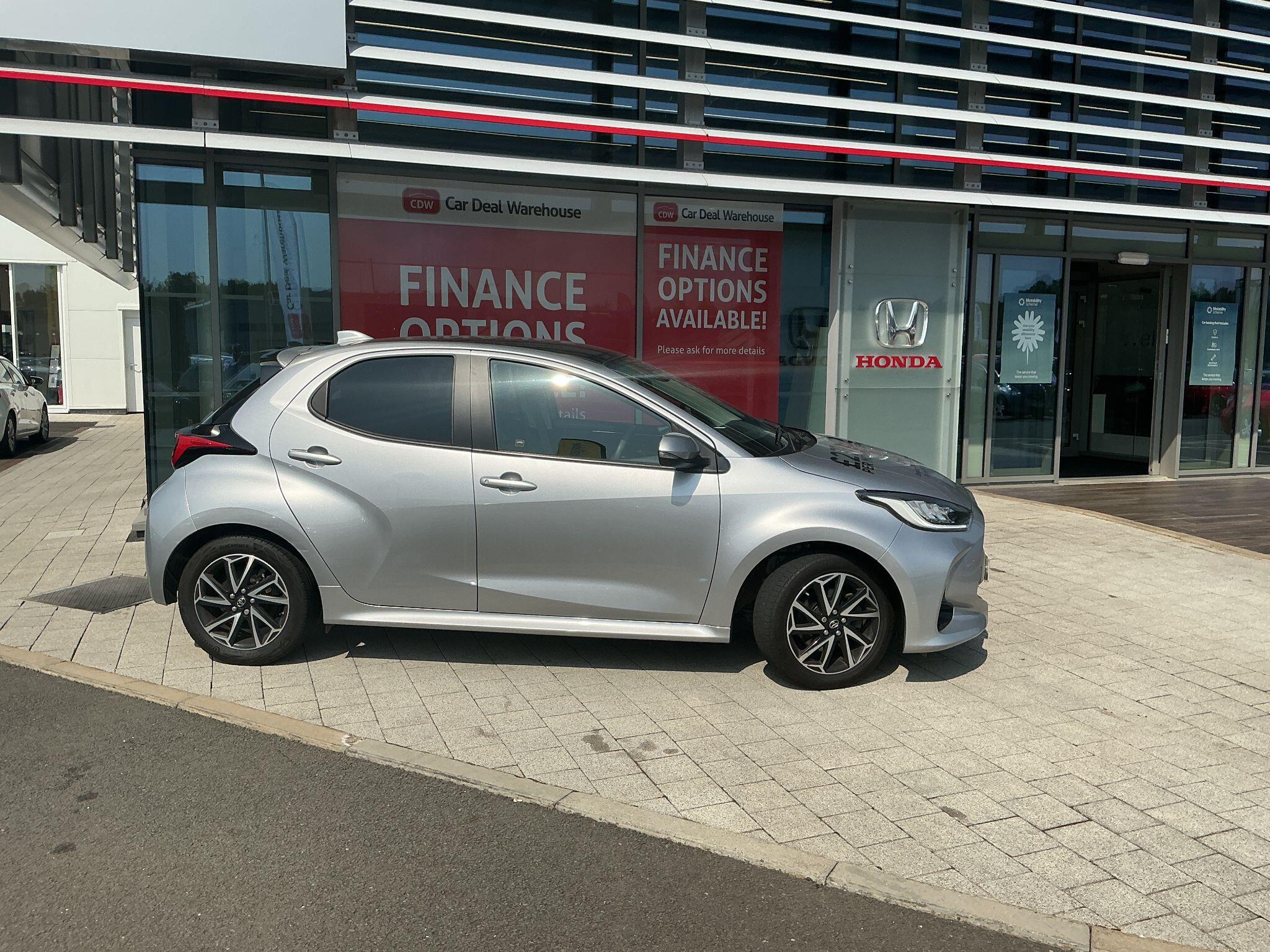 Main listing image - Toyota Yaris
