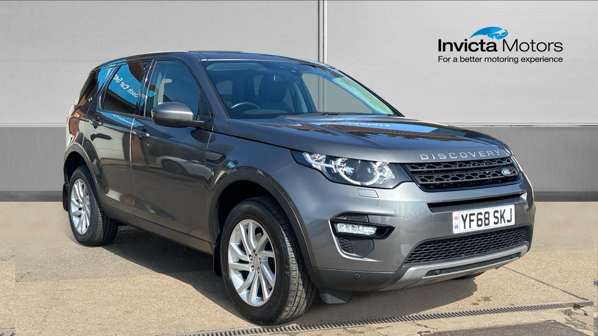 Main listing image - Land Rover Discovery Sport