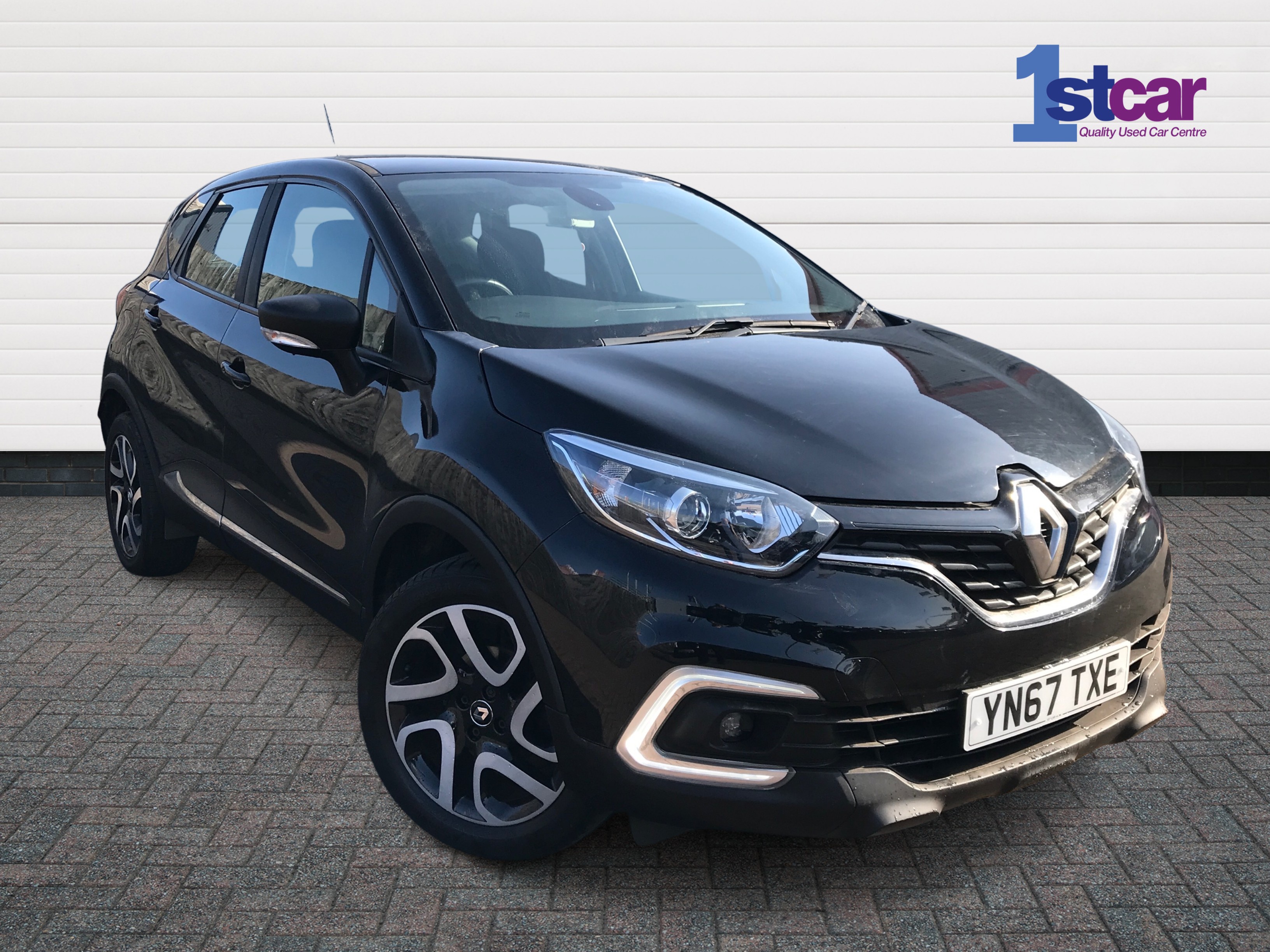 Main listing image - Renault Captur