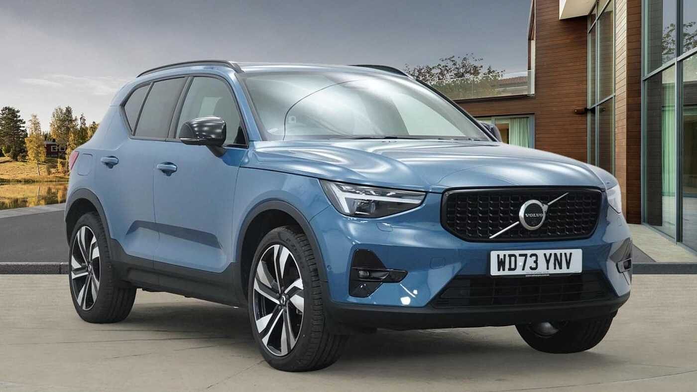 Main listing image - Volvo XC40