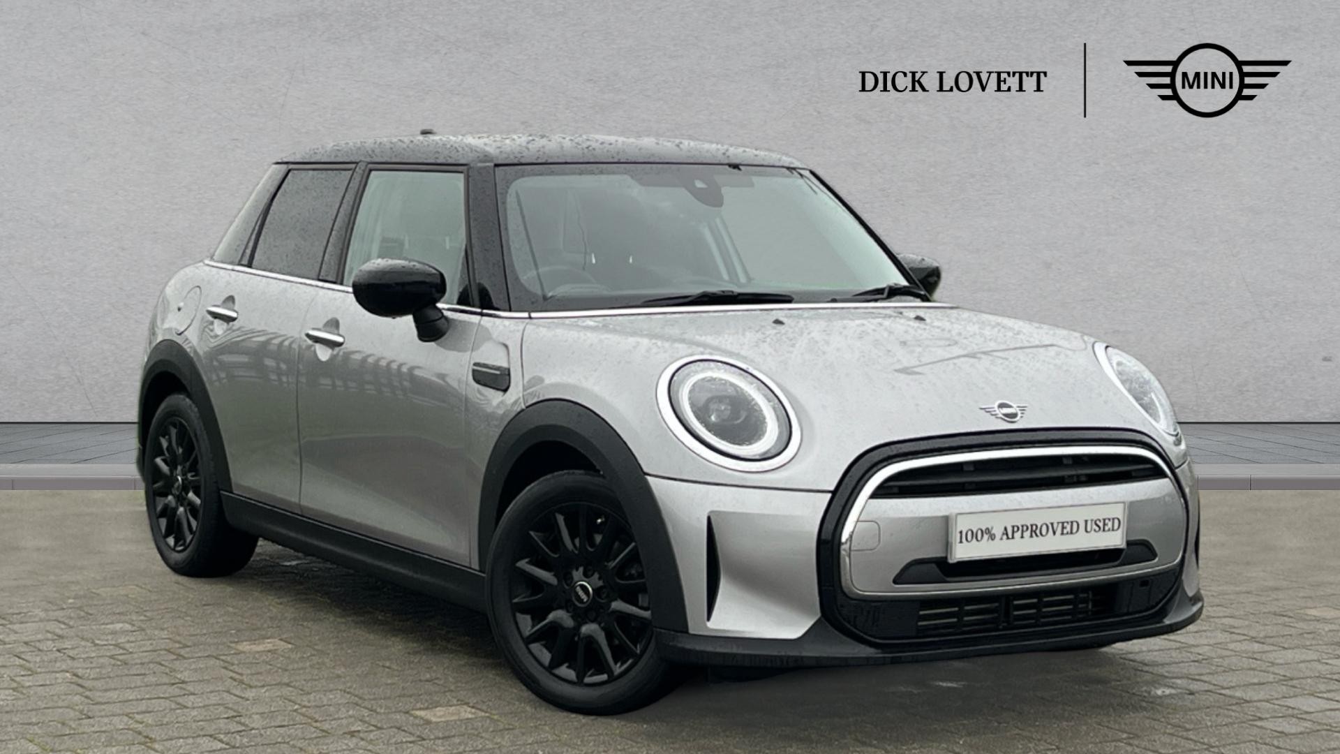 Main listing image - MINI Hatchback 5dr