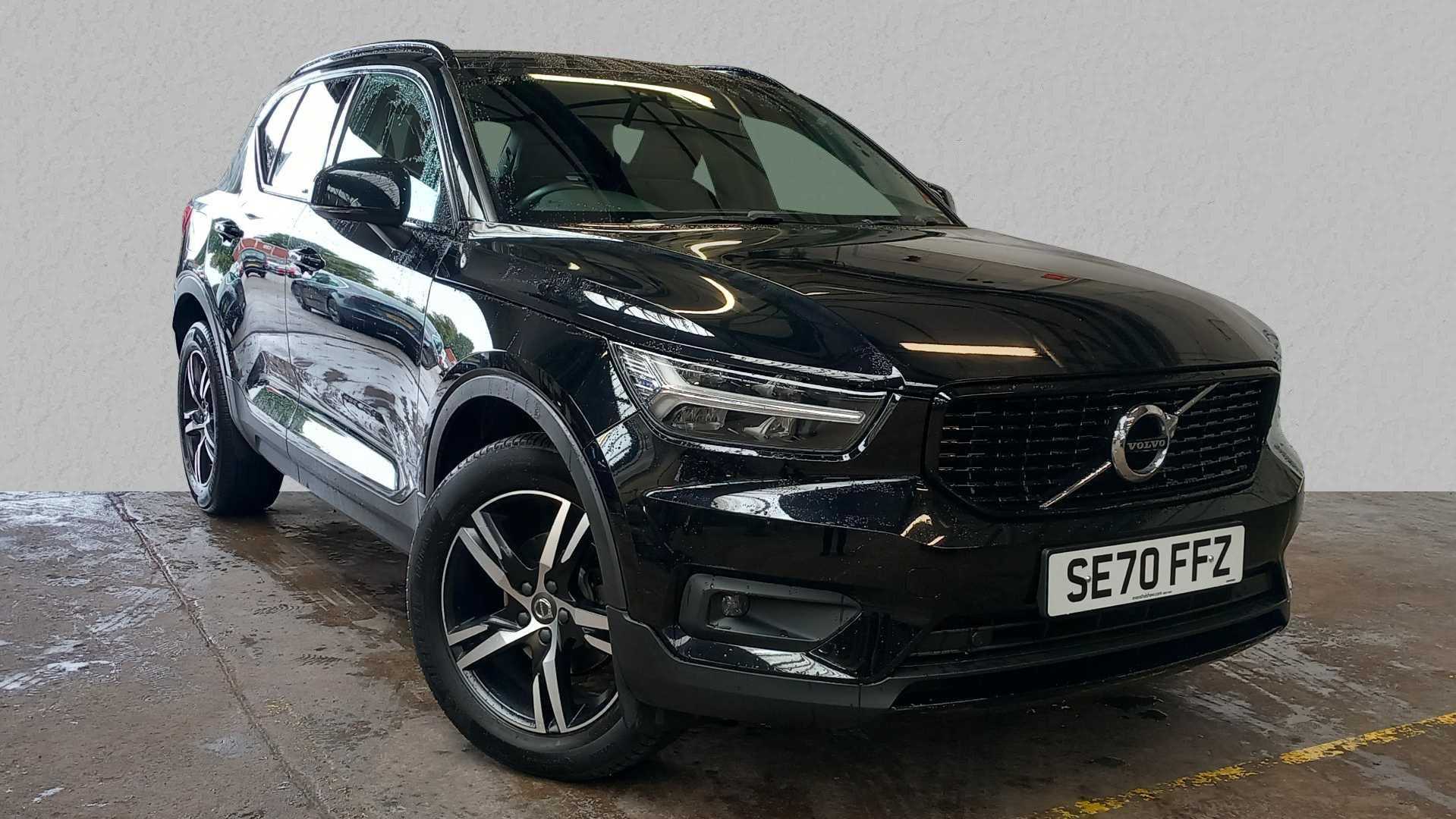 Main listing image - Volvo XC40