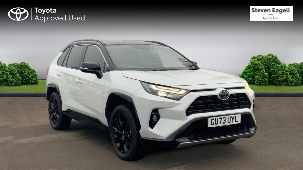 Main listing image - Toyota RAV4