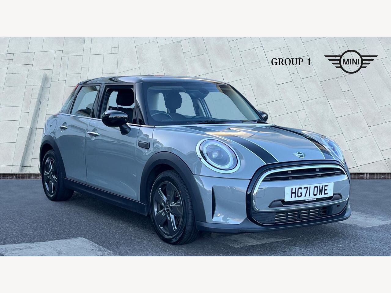 Main listing image - MINI Hatchback 5dr