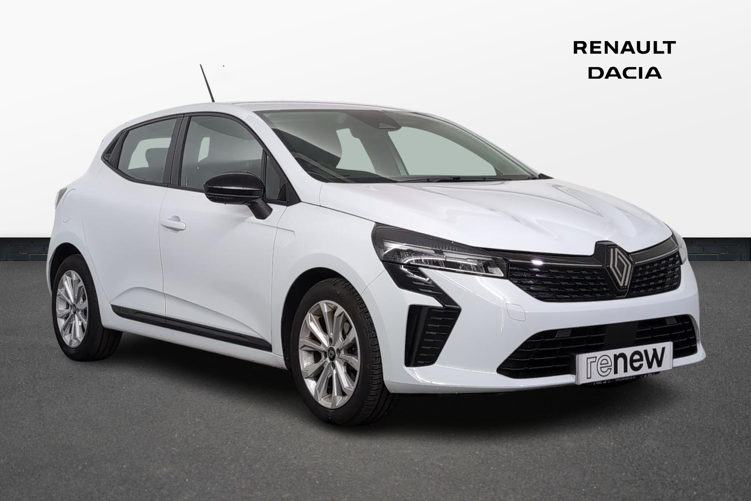Main listing image - Renault Clio