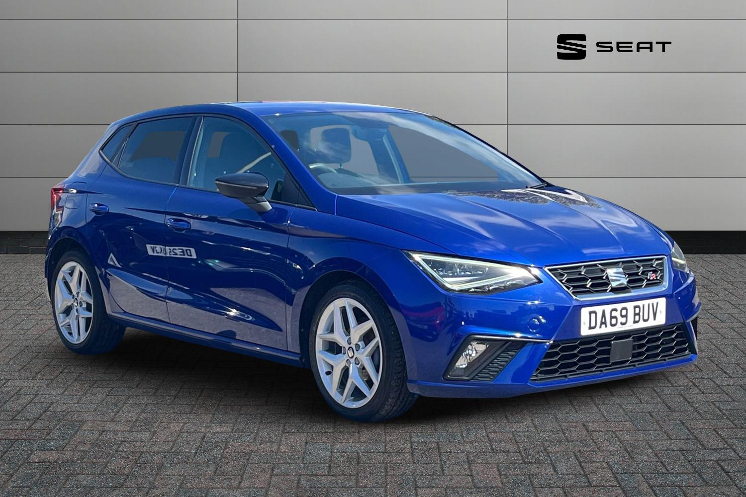 Main listing image - SEAT Ibiza
