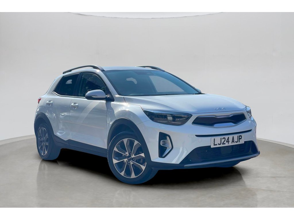 Main listing image - Kia Stonic