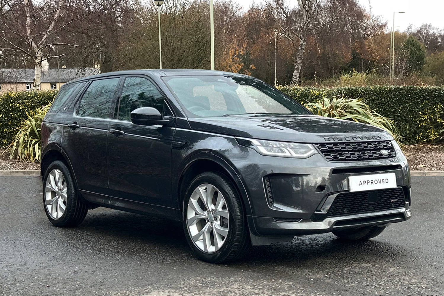 Main listing image - Land Rover Discovery Sport