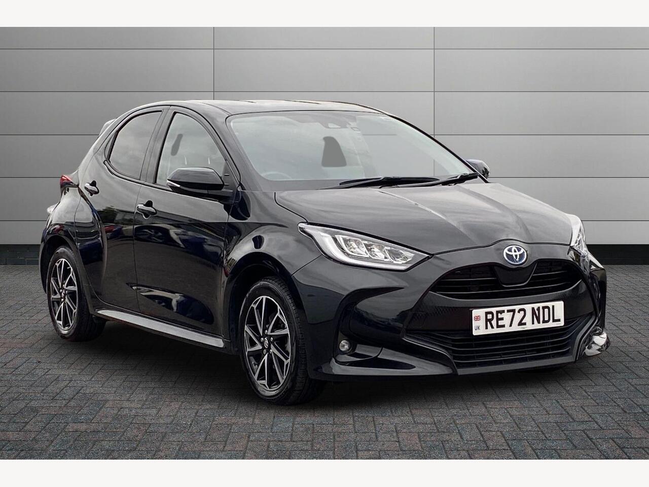 Main listing image - Toyota Yaris