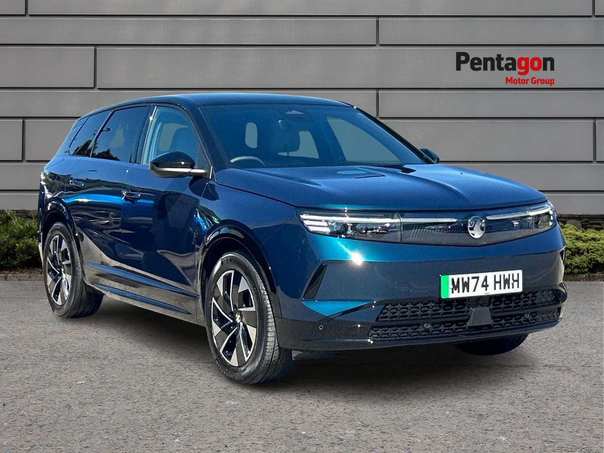 Main listing image - Vauxhall Grandland