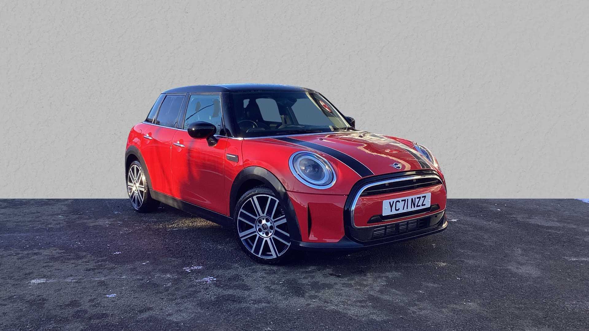 Main listing image - MINI Hatchback 5dr