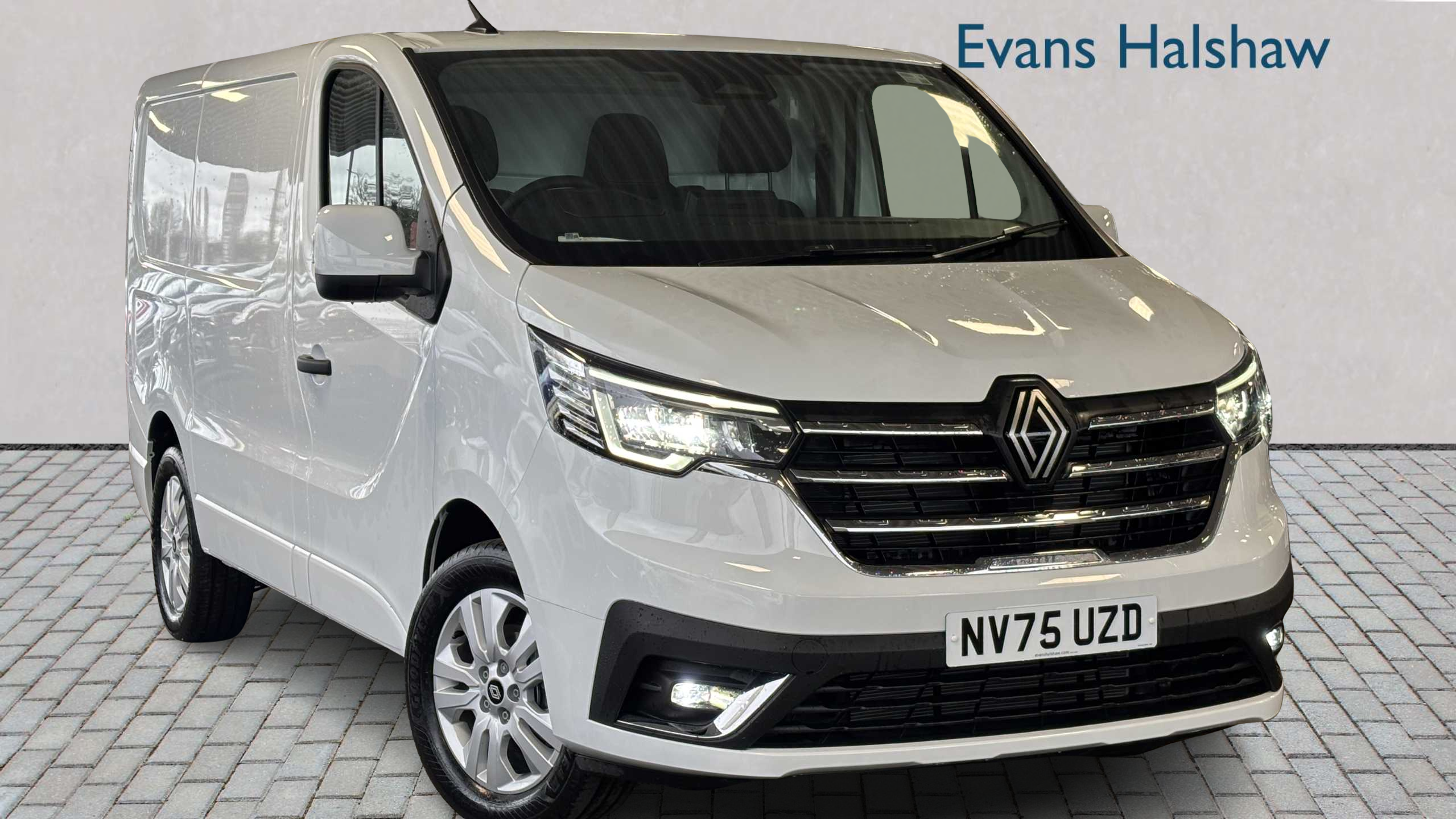 Main listing image - Renault Trafic
