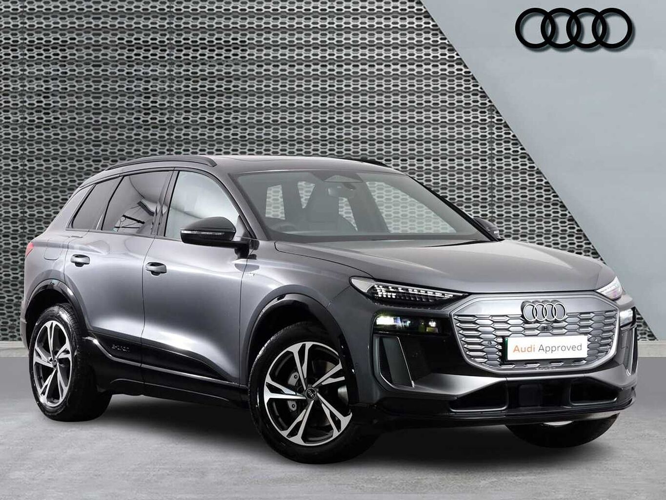 Main listing image - Audi Q6