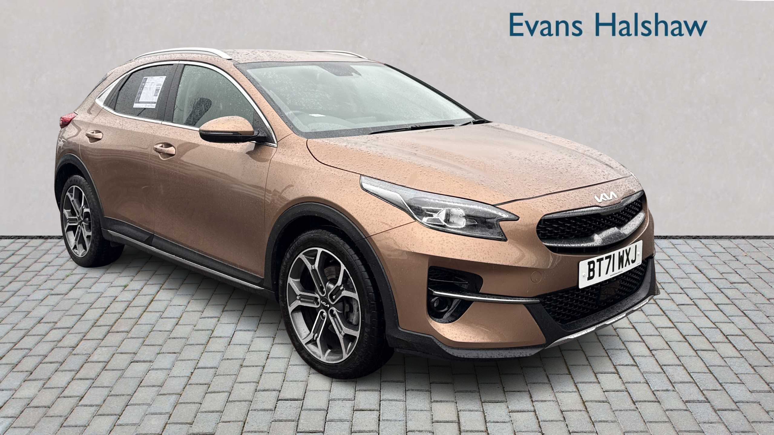 Main listing image - Kia XCeed