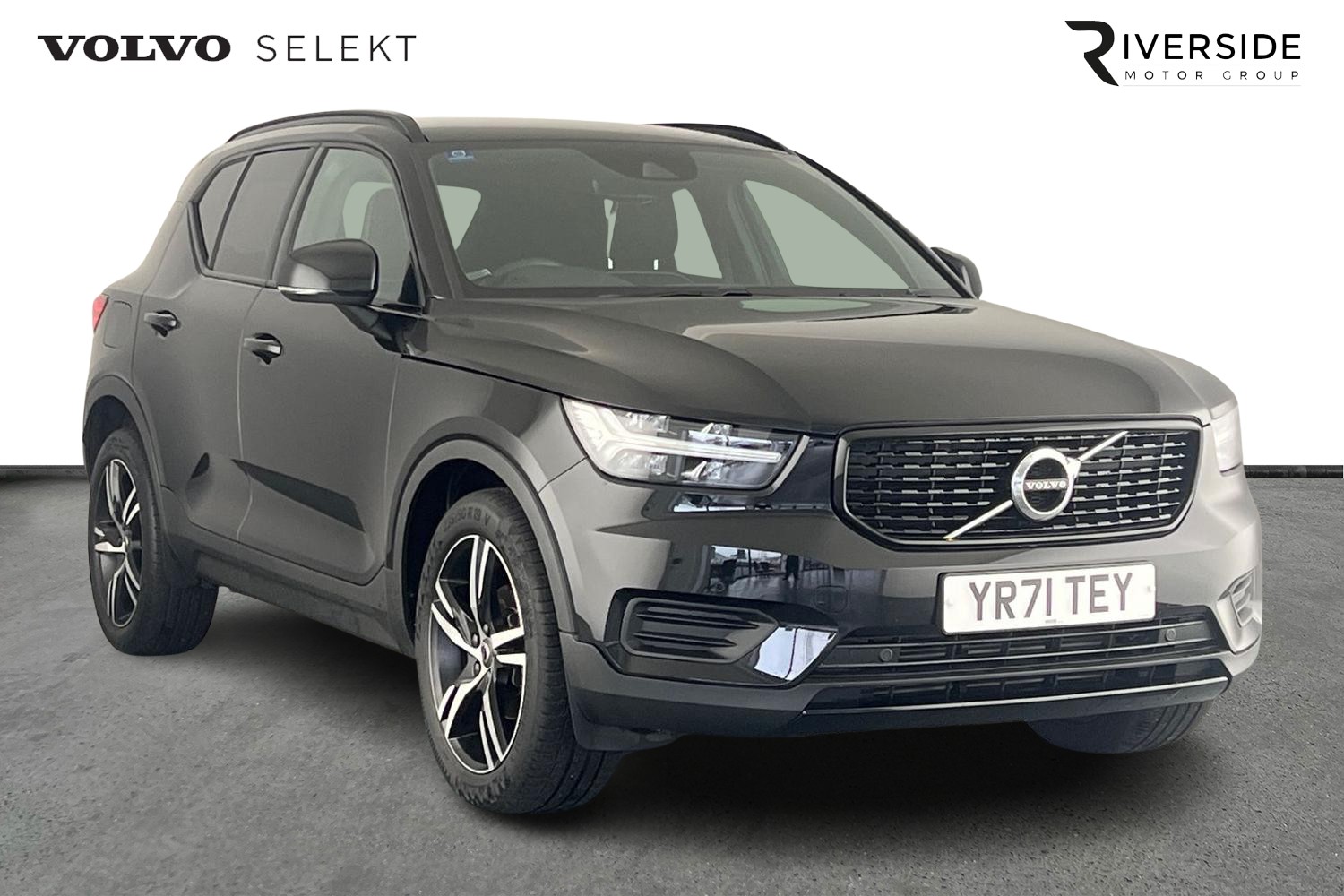 Main listing image - Volvo XC40