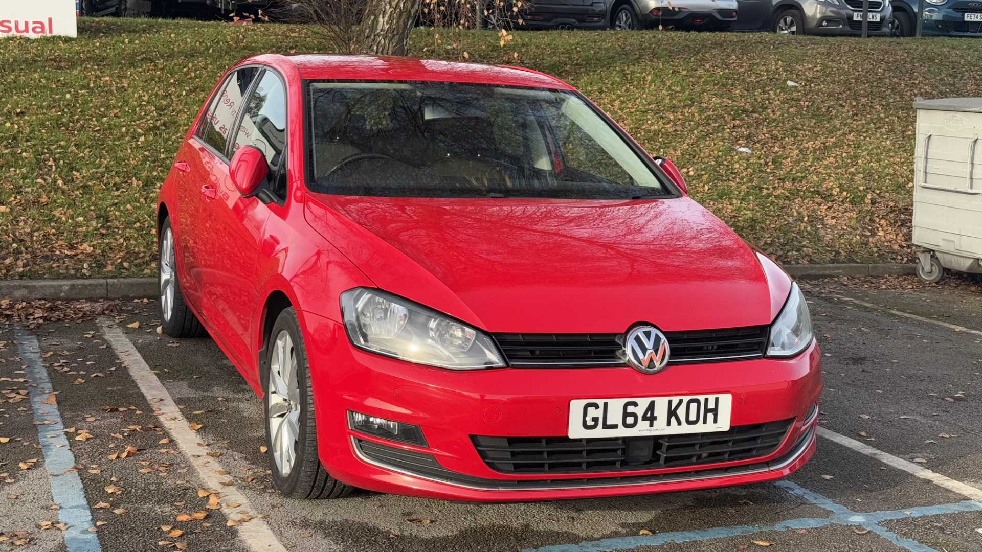 Main listing image - Volkswagen Golf