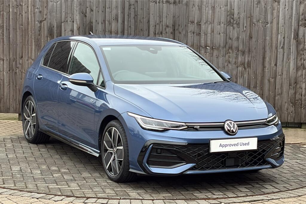 Main listing image - Volkswagen Golf