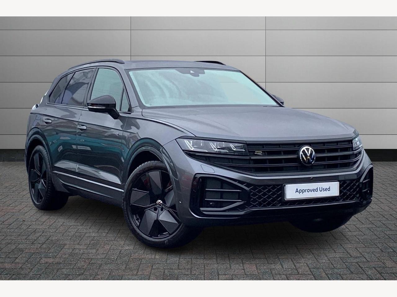 Main listing image - Volkswagen Touareg