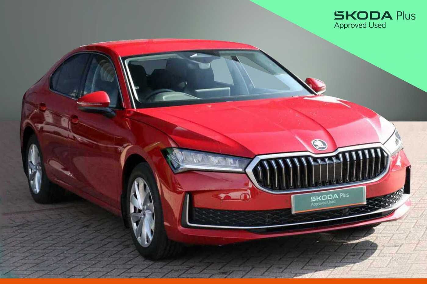Main listing image - Skoda Superb