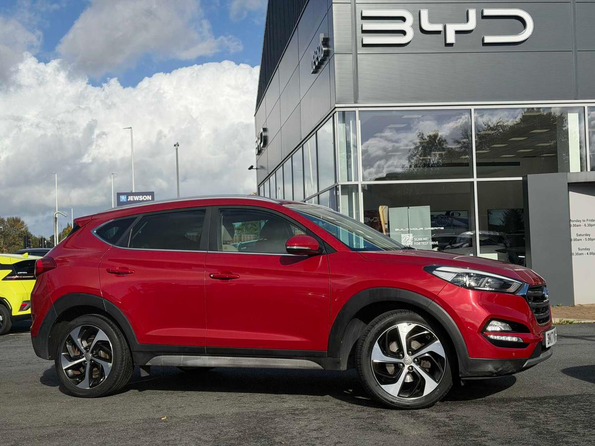Main listing image - Hyundai Tucson